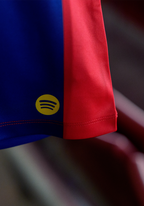 Jersey Retro Nike 2003/04 FC Barcelona x Olivia Rodrigo x Spotify